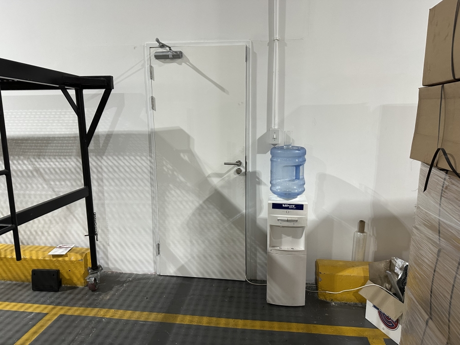 To Let commercial Property for Rent in Dal Josafat Western Cape